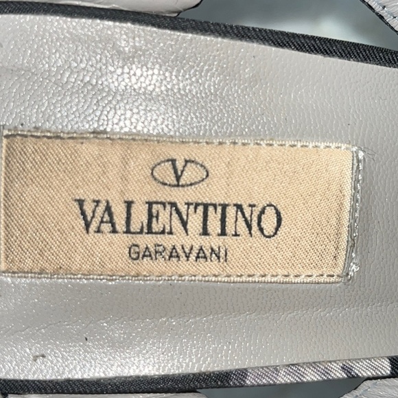 Valentino Black Patent & Floral Print Wedge Slingback Sandals Sz. 39.5/ 9. EUC - Picture 13 of 16